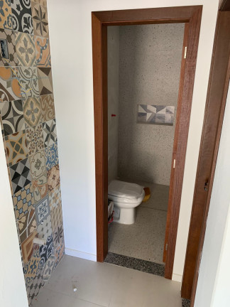 Imagem Casa com 4 Quartos à Venda, 125 m² em Ambrósio - Garopaba Imagem Casa com 4 Quartos à Venda, 125 m² em Ambrósio - Garopaba