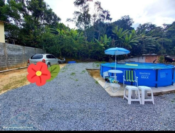 Imagem Casa à Venda, em Caputera - Cotia Imagem Casa à Venda, em Caputera - Cotia