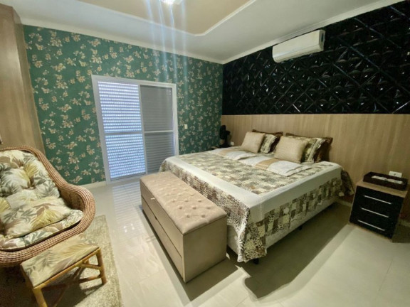 Imagem Sobrado com 5 Quartos à Venda, 375 m² em Flórida - Praia Grande Imagem Sobrado com 5 Quartos à Venda, 375 m² em Flórida - Praia Grande
