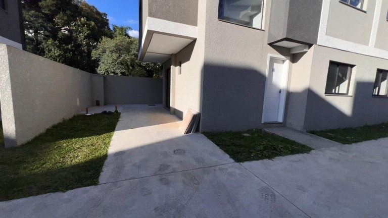 Imagem Casa com 3 Quartos à Venda, 169 m² em Uberaba - Curitiba
