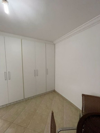 Imagem Casa com 4 Quartos à Venda, 323 m² em Vila Petrópolis - Atibaia