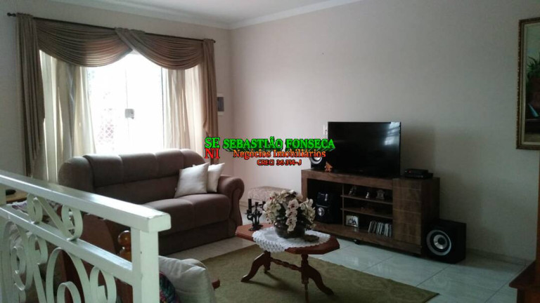 Imagem Casa com 4 Quartos à Venda, 150 m² em Jardim Santa Júlia - São José Dos Campos