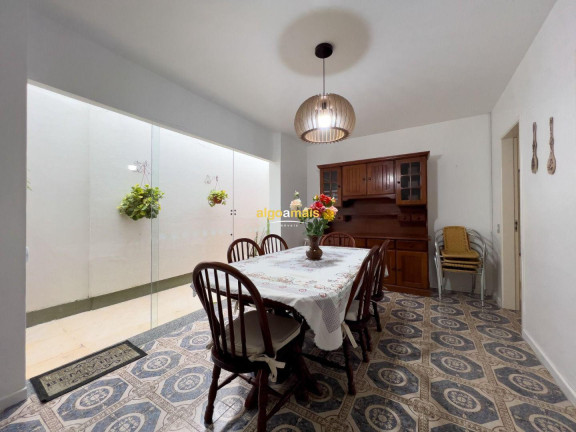 Imagem Casa com 4 Quartos à Venda, 205 m² em Centro - Xangri-lá