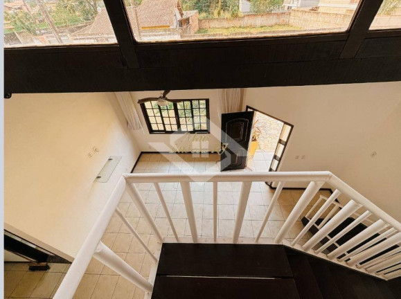 Imagem Casa com 3 Quartos à Venda, 450 m² em Itaipu - Niterói