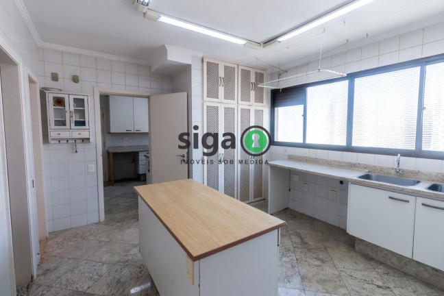 Imagem Apartamento com 3 Quartos para Alugar, 240 m² em Itaim Bibi - São Paulo