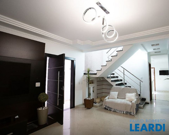 Imagem Sobrado com 3 Quartos à Venda, 200 m² em Jardim Stella - Santo André Imagem Sobrado com 3 Quartos à Venda, 200 m² em Jardim Stella - Santo André