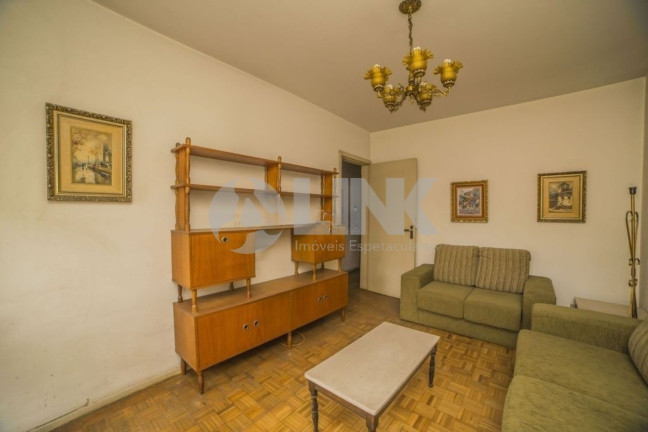 Imagem Apartamento com 3 Quartos à Venda, 93 m² em Centro Histórico - Porto Alegre Imagem Apartamento com 3 Quartos à Venda, 93 m² em Centro Histórico - Porto Alegre