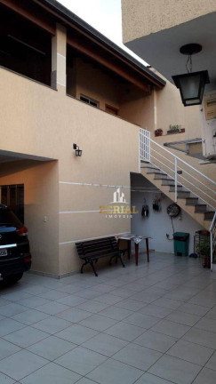 Imagem Casa com 3 Quartos à Venda, 196 m² em Vila Palmares - Santo André