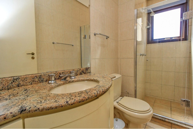 Imagem Imóvel com 3 Quartos à Venda, 137 m² em Petrópolis - Porto Alegre Imagem Imóvel com 3 Quartos à Venda, 137 m² em Petrópolis - Porto Alegre
