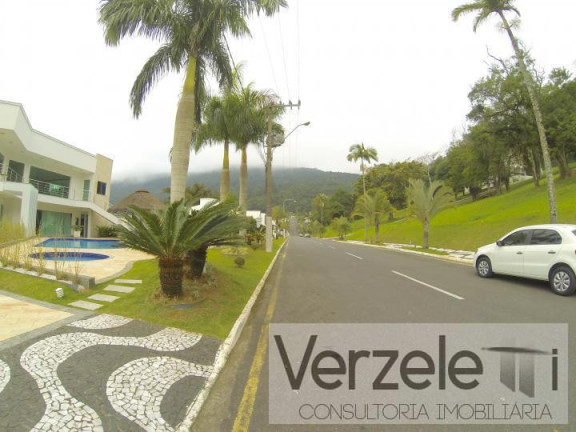Imagem Terreno à Venda, 535 m² em Barra - Balneário Camboriú Imagem Terreno à Venda, 535 m² em Barra - Balneário Camboriú