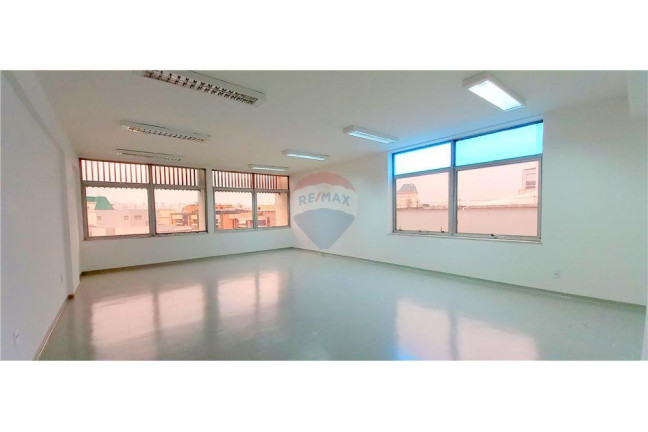 Sala Comercial para Alugar, 74 m² em Itaim Bibi - São Paulo