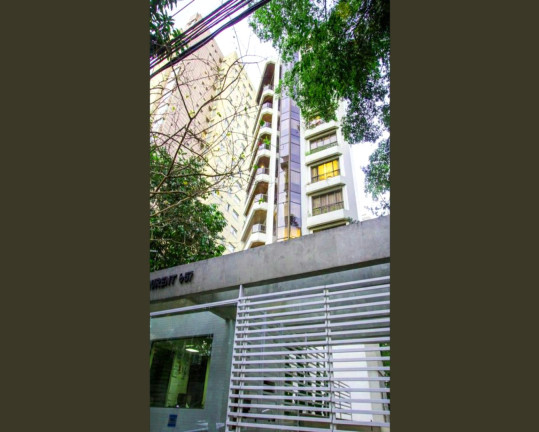 Imóvel com 3 Quartos à Venda, 210 m² em Vila Nova Conceição - São Paulo