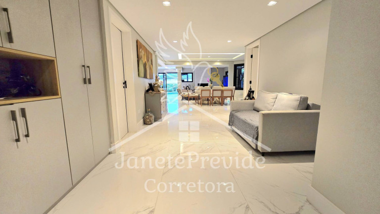 Casa de Condomínio com 3 Quartos à Venda, 260 m² em Alphaville - Santana De Parnaíba