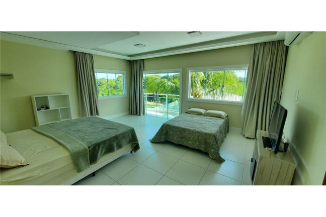Imagem Casa com 7 Quartos à Venda, 680 m² em Praia De Guarajuba - Camaçari Imagem Casa com 7 Quartos à Venda, 680 m² em Praia De Guarajuba - Camaçari