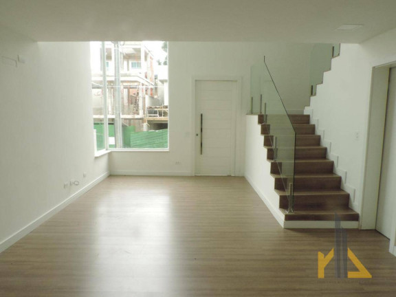 Imagem Casa com 3 Quartos à Venda, 240 m² em Pilarzinho - Curitiba