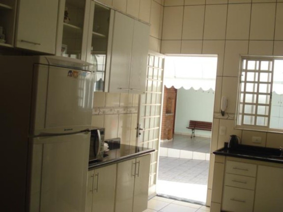 Imagem Casa com 3 Quartos à Venda, 326 m² em Jardim Macarenko - Sumaré Imagem Casa com 3 Quartos à Venda, 326 m² em Jardim Macarenko - Sumaré