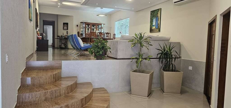 Imagem Casa com 3 Quartos à Venda, em Chácara Vale Do Rio Cotia - Carapicuíba Imagem Casa com 3 Quartos à Venda, em Chácara Vale Do Rio Cotia - Carapicuíba