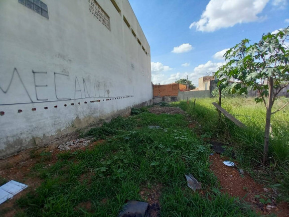 Terreno à Venda,  em Lopes De Oliveira - Sorocaba