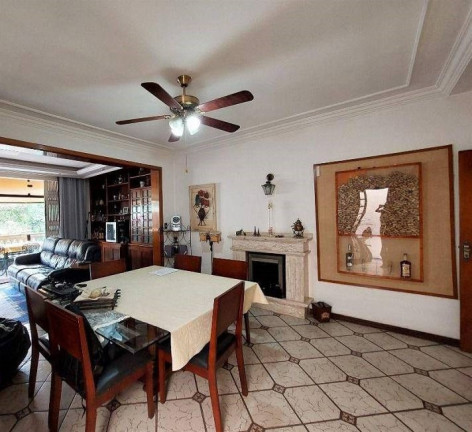 Casa com 3 Quartos à Venda, 220 m² em Jabaquara - São Paulo