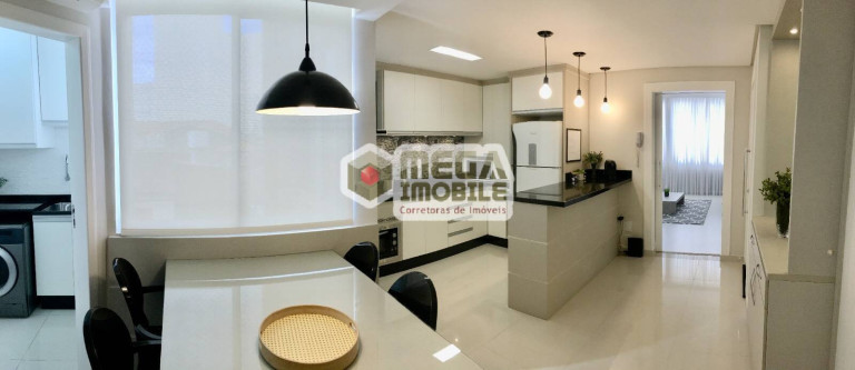 Imagem Apartamento com 2 Quartos à Venda, 90 m² em Centro - Florianópolis Imagem Apartamento com 2 Quartos à Venda, 90 m² em Centro - Florianópolis