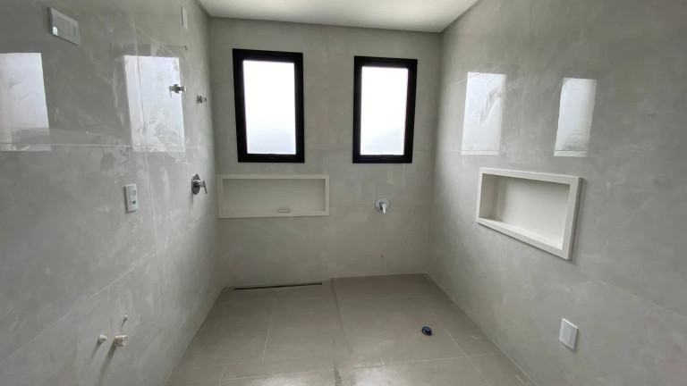 Imagem Casa com 3 Quartos à Venda, 262 m² em Santa Regina - Camboriú