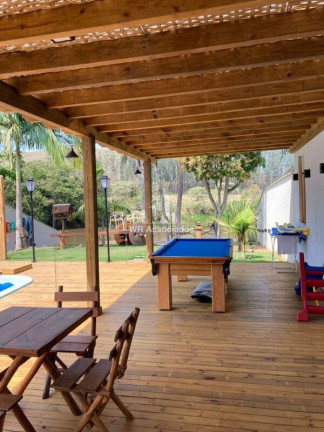 Imagem Imóvel com 2 Quartos à Venda, 150 m² Imagem Imóvel com 2 Quartos à Venda, 150 m²