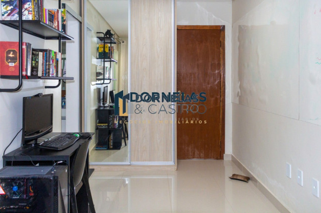 Imagem Casa com 4 Quartos à Venda, 416 m² em Guará I - Brasília Imagem Casa com 4 Quartos à Venda, 416 m² em Guará I - Brasília