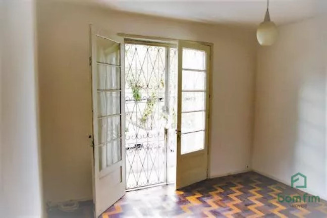 Imagem Apartamento com 1 Quarto à Venda, 52 m² em Menino Deus - Porto Alegre Imagem Apartamento com 1 Quarto à Venda, 52 m² em Menino Deus - Porto Alegre