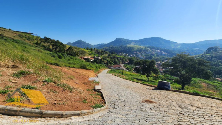 Terreno à Venda, 400 m² em Jardim Ornelas - Bom Jardim