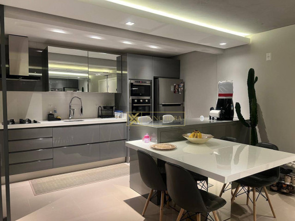 Apartamento com 2 Quartos à Venda, 77 m² em Barreiros - São José