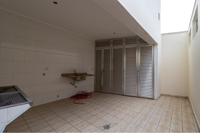 Imagem Casa com 4 Quartos à Venda, 160 m² em Vila Firmiano Pinto - São Paulo Imagem Casa com 4 Quartos à Venda, 160 m² em Vila Firmiano Pinto - São Paulo