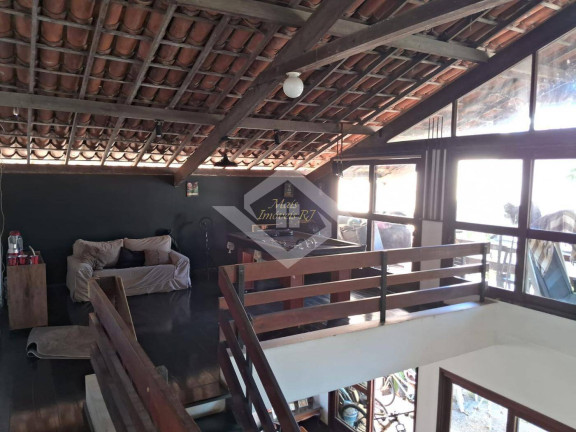 Imagem Casa com 3 Quartos à Venda, 246 m² em Piratininga - Niterói