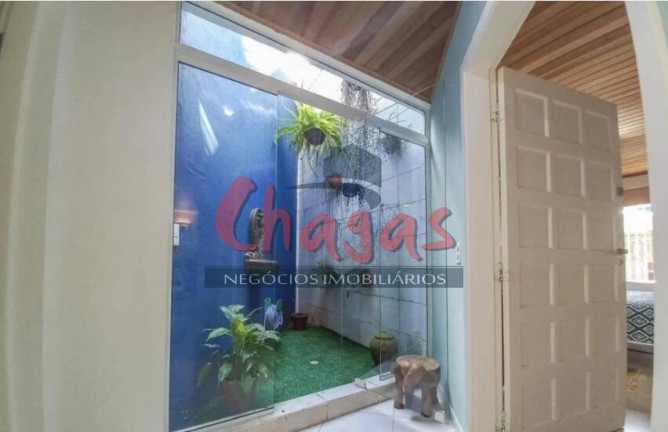 Imagem Sobrado com 6 Quartos à Venda, 380 m² em Tabatinga - Caraguatatuba Imagem Sobrado com 6 Quartos à Venda, 380 m² em Tabatinga - Caraguatatuba