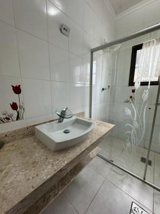 Imagem Casa com 2 Quartos à Venda, 253 m² em Mirim - Praia Grande