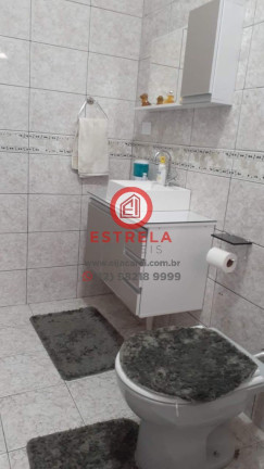 Imagem Casa com 4 Quartos à Venda, 127 m² em Parque Santo Antônio - Jacareí Imagem Casa com 4 Quartos à Venda, 127 m² em Parque Santo Antônio - Jacareí