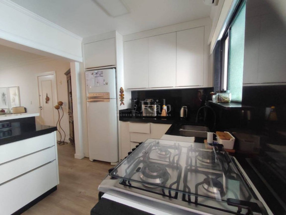 Imagem Apartamento com 2 Quartos à Venda, 98 m² em Centro - Balneário Camboriú Imagem Apartamento com 2 Quartos à Venda, 98 m² em Centro - Balneário Camboriú