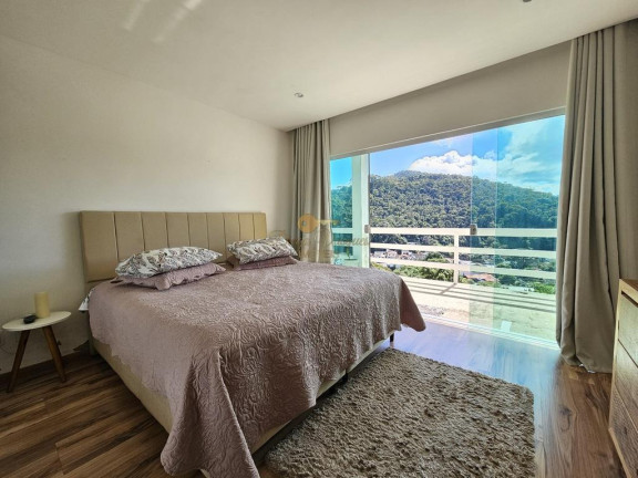 Imagem Casa com 2 Quartos à Venda, 150 m² em Várzea - Teresópolis