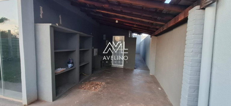 Imagem Imóvel com 1 Quarto para Alugar, 10 m² em Jardim São Lourenço - Campo Grande Imagem Imóvel com 1 Quarto para Alugar, 10 m² em Jardim São Lourenço - Campo Grande