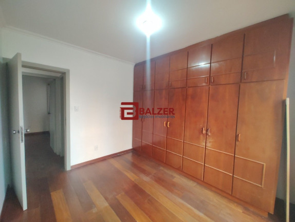 Imagem Apartamento com 2 Quartos à Venda, 70 m² em Centro - Florianópolis Imagem Apartamento com 2 Quartos à Venda, 70 m² em Centro - Florianópolis
