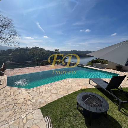 Casa de Condomínio com 3 Quartos à Venda, 1.250 m² em Igaratá