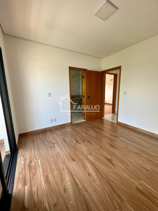 Imagem Imóvel com 3 Quartos à Venda, 1.000 m² em Village Ipanema 2 - Araçoiaba Da Serra