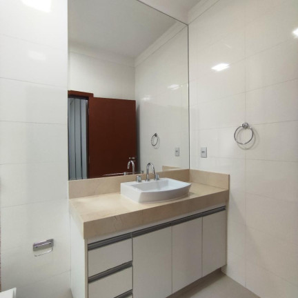 Imagem Casa com 3 Quartos à Venda, 290 m² em Condomínio Residencial Decolores - Birigui