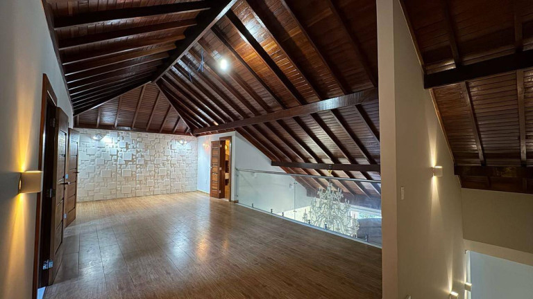 Imagem Casa com 4 Quartos à Venda, 450 m² em Haway - Araruama Imagem Casa com 4 Quartos à Venda, 450 m² em Haway - Araruama