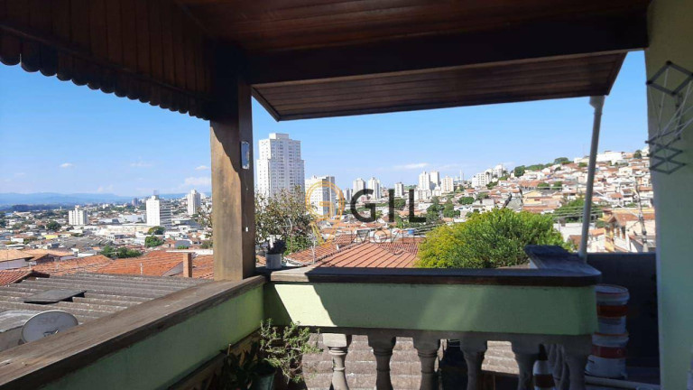 Sobrado com 3 Quartos à Venda, 120 m² em Centro - Jacareí