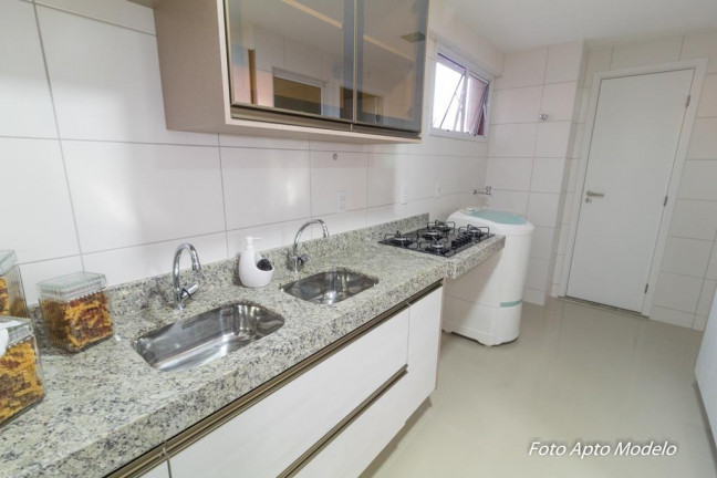 Imagem Apartamento com 3 Quartos à Venda, 111 m² em Cocó - Fortaleza