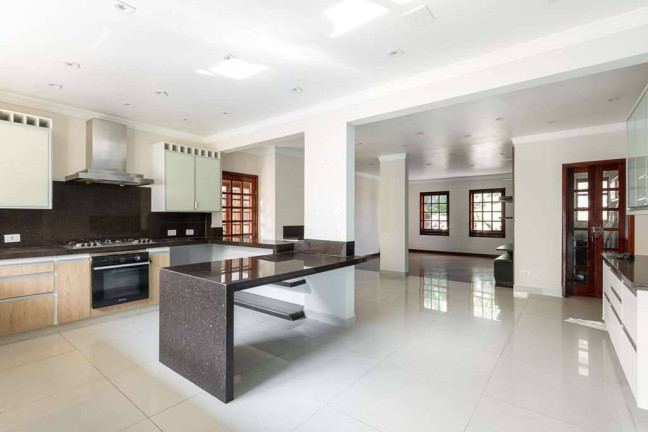 Imagem Casa com 5 Quartos à Venda, em Pousada Dos Bandeirantes - Carapicuíba Imagem Casa com 5 Quartos à Venda, em Pousada Dos Bandeirantes - Carapicuíba