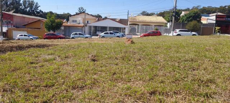 Terreno à Venda, 250 m² em Centro - Louveira
