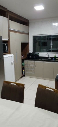 Casa com 7 Quartos à Venda, 150 m² em Recanto Das Emas - Brasília