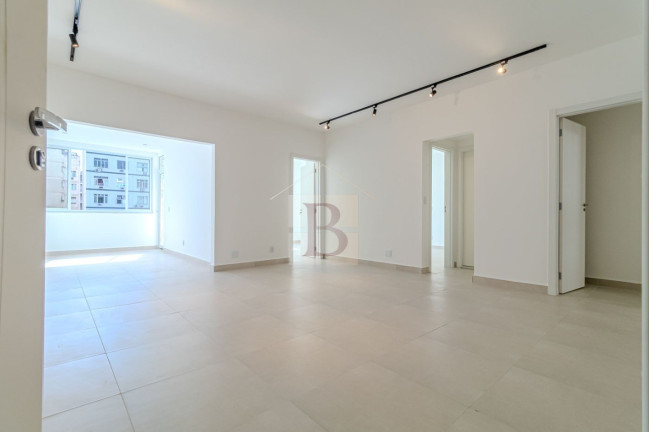 Imagem Imóvel com 3 Quartos à Venda, 135 m² em Copacabana - Rio De Janeiro