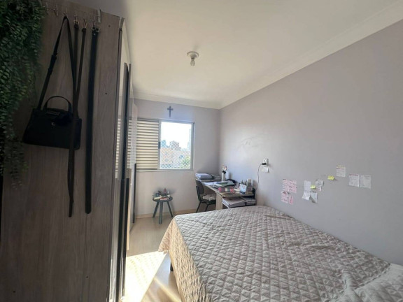 Imagem Apartamento com 3 Quartos à Venda, 77 m² em Centro - Cascavel